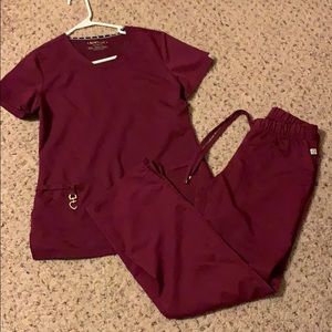 Maroon scrub set